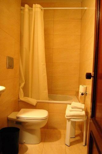 Hostal Noria Таррагона Экстерьер фото